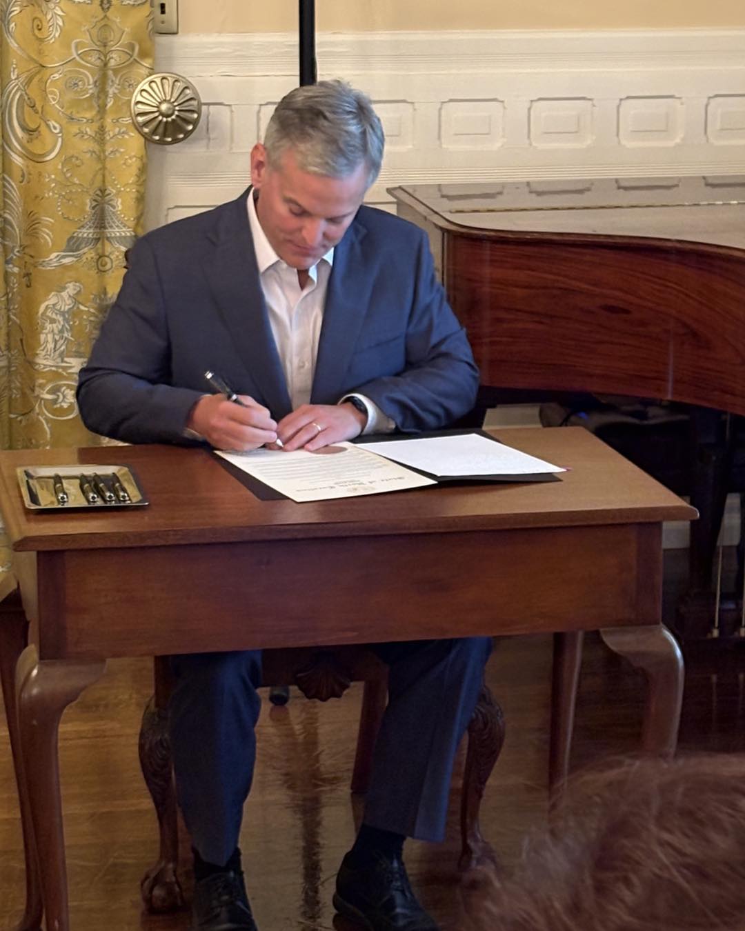 governor stein signing proclamation